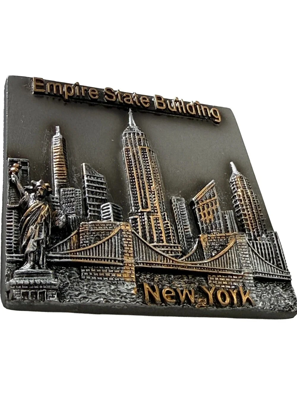 2 pc Lot New York City 3d Metallic Skyline Magnets Empire State Building
